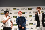 左から数原龍友、中務裕太、片寄涼太。