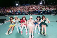 アンコールで撮影された記念写真。（撮影：笹森健一）