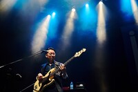 後鳥亮介（B）（撮影：井手康郎）