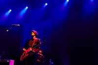 長田カーティス（G）（撮影：井手康郎）