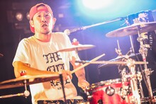 藤原”29才”広明（Dr / SUPER BEAVER）（撮影：西槇太一）