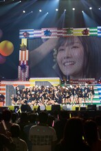 NMB48「NMB48 ARENA TOUR 2017」大阪公演初日の様子。(c)NMB48