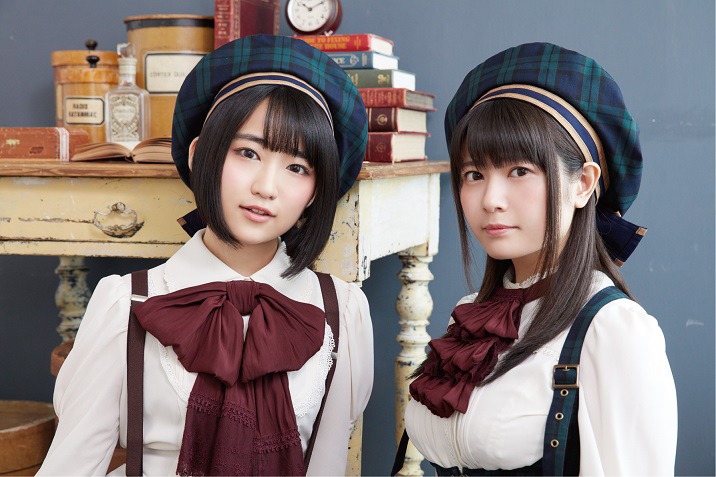 左からアルベルティーナ役の悠木碧、クリスティーナ役の竹達彩奈。