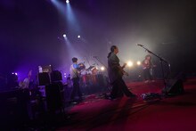 銀杏BOYZの東京・日本武道館単独公演「日本の銀杏好きの集まり」の様子。（撮影：村井香）