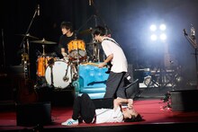 銀杏BOYZの東京・日本武道館単独公演「日本の銀杏好きの集まり」の様子。（撮影：村井香）