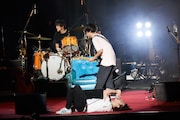 銀杏BOYZの東京・日本武道館単独公演「日本の銀杏好きの集まり」の様子。(撮影:村井香)