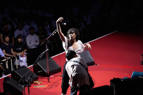 銀杏BOYZの東京・日本武道館単独公演「日本の銀杏好きの集まり」の様子。(撮影:村井香)