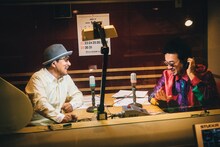 左からChage、前野健太。（撮影：タイコウクニヨシ）