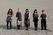 Q'ulle、移籍後初のアルバムを4形態で発売