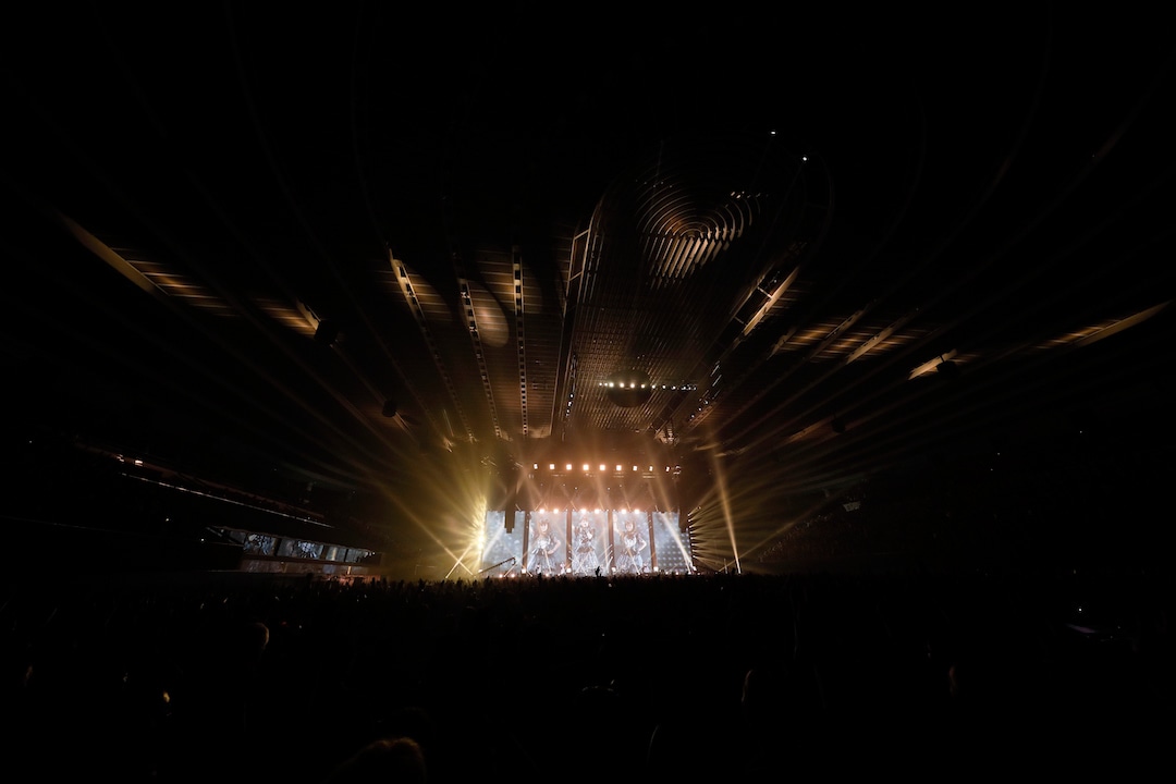 BABYMETAL「巨大キツネ祭り in JAPAN」大阪城ホール公演の様子。（Photo by Tsukasa Miyoshi ［Showcase］）