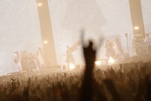 BABYMETAL「巨大キツネ祭り in JAPAN」大阪城ホール公演の様子。（Photo by Tsukasa Miyoshi ［Showcase］）