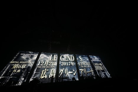 BABYMETAL「巨大キツネ祭り in JAPAN」大阪城ホール公演の様子。（Photo by Tsukasa Miyoshi ［Showcase］）