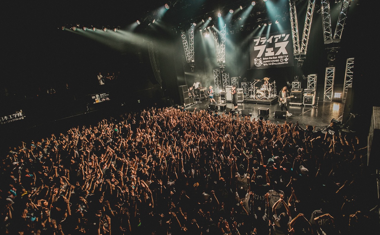 THE ORAL CIGARETTES（写真提供：EPICレコードジャパン）