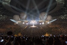 「2017 BTS LIVE TRILOGY EPISODE III THE WINGS TOUR IN JAPAN ～SPECIAL EDITION～」の様子。(c)Big Hit Entertainment