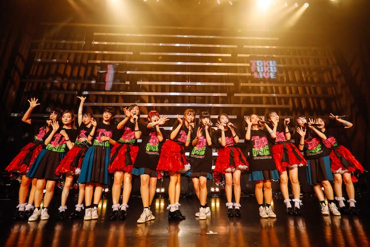 エビ×BiSH、初顔合わせ“エビッシュ”対バンで「フユコイ 