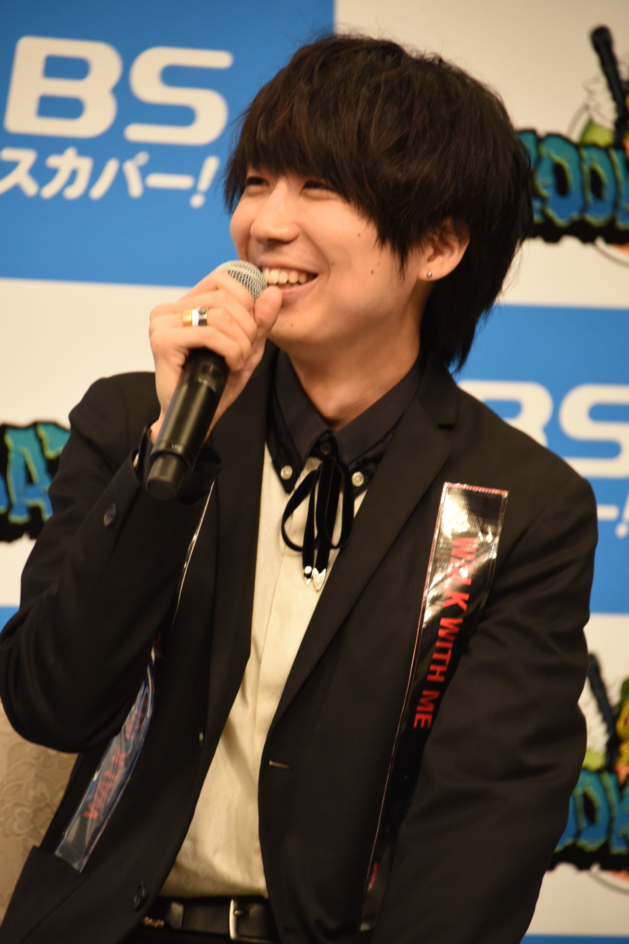 川谷絵音