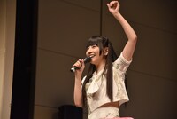 逆転勝利で大喜びの相沢梨紗。