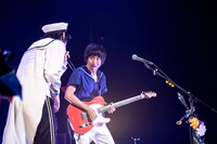 左からビッケブランカ、井手上誠（G）。（撮影：星野健太）