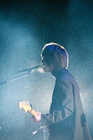 飯田瑞規（Vo, G）（撮影：ヤオタケシ）