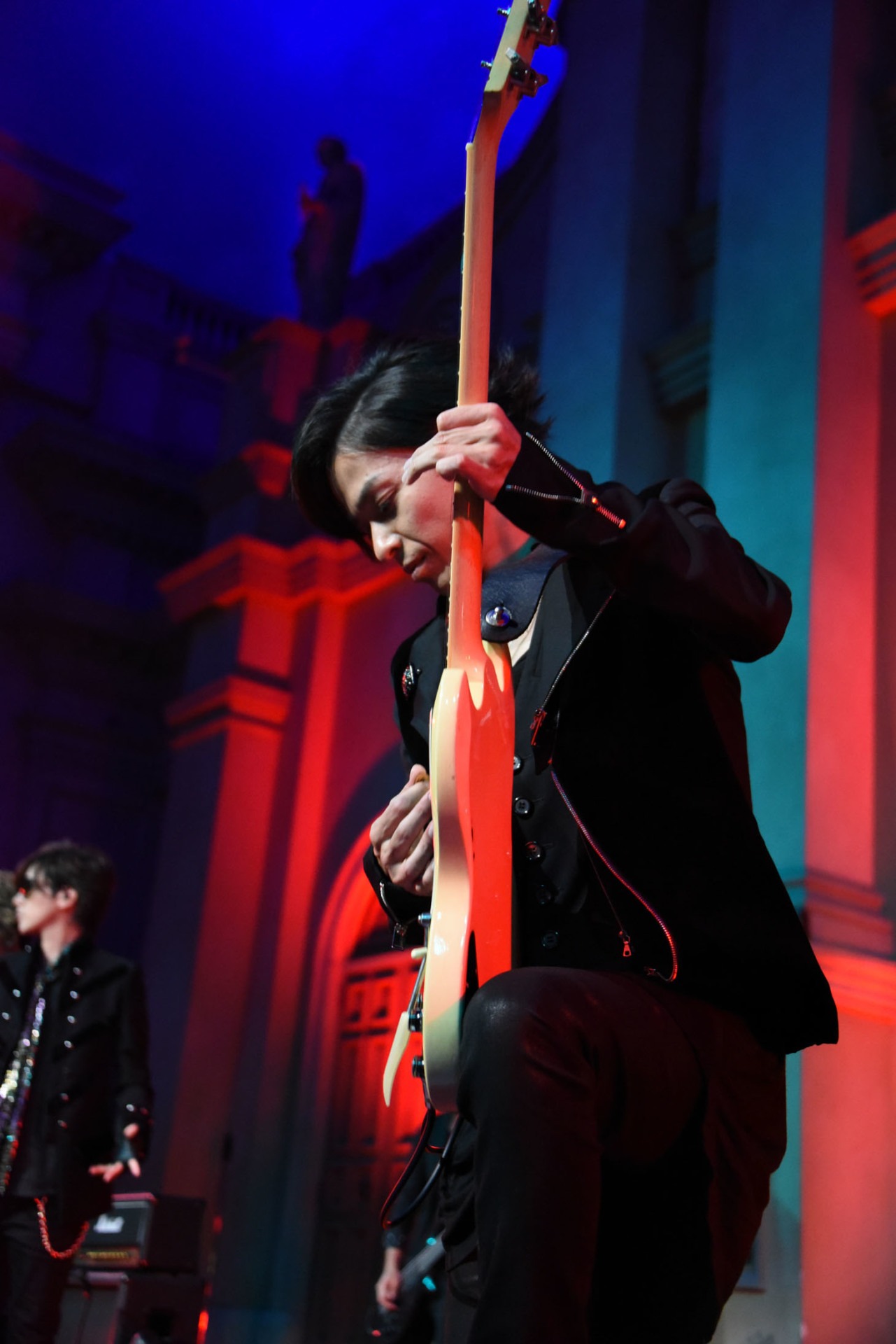 AKIHIDE