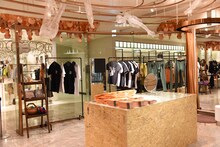 「アイスクリームが溶けてしまう前に ～小沢健二と日本恐怖学会のTOKYO解放区～」の様子。