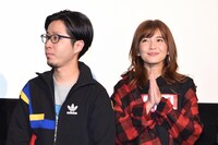 左からPUNPEE、宇野実彩子。