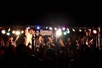 「SCOOBIE DO TOUR『Funk-a-lismo! vol.11』」千葉LOOK公演の様子。