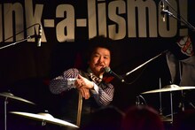 千葉トークを繰り広げるMOBY。