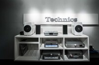 Technics Sound Trailer内部の様子。