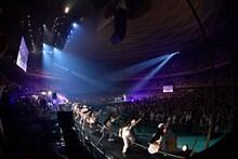 有安杏果「ココロノセンリツ ～feel a heartbeat～ Vol.1.5」東京・日本武道館公演の様子。（写真提供：キングレコード）
