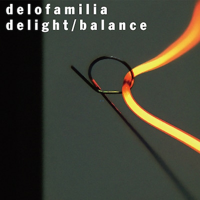 delofamilia「delight/balance」ジャケット