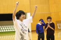 タカシ（手前）