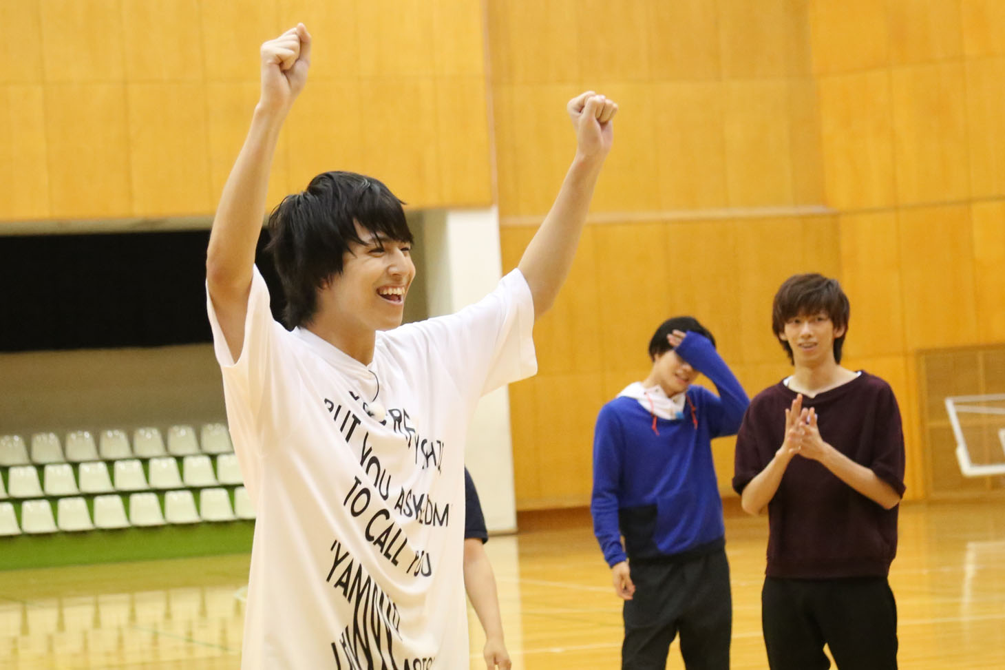 タカシ（手前）