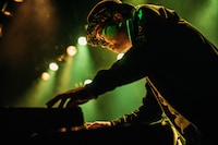 DC/PRGのライブの様子。（Photo by Ray Otabe）