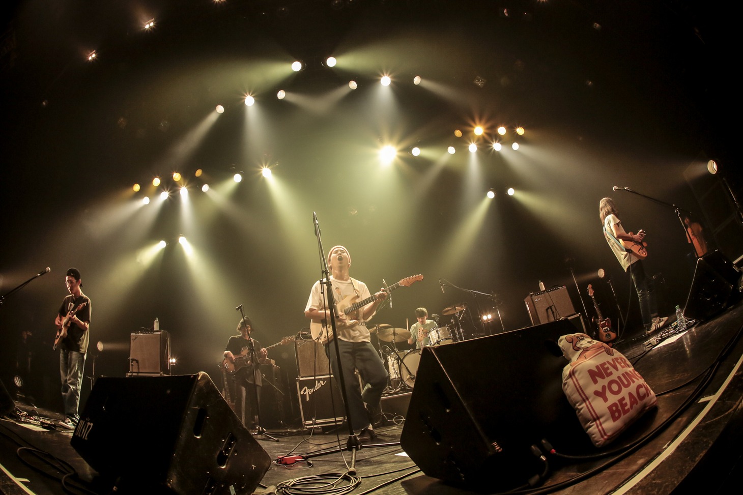 never young beach 3rd album「A GOOD TIME」TOUR 東京・赤坂BLITZ公演の様子。（Photo by Yosuke Torii）
