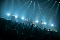 never young beach 3rd album「A GOOD TIME」TOUR 東京・赤坂BLITZ公演の様子。（Photo by Yosuke Torii）