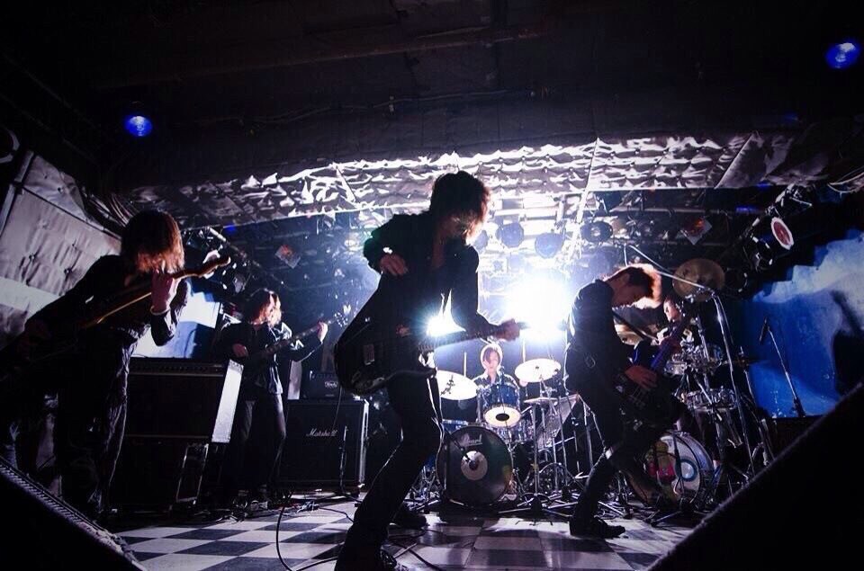 about tess活動13周年＆手刀開店15周年公演にLAZYgunsBRISKY、Vampillia