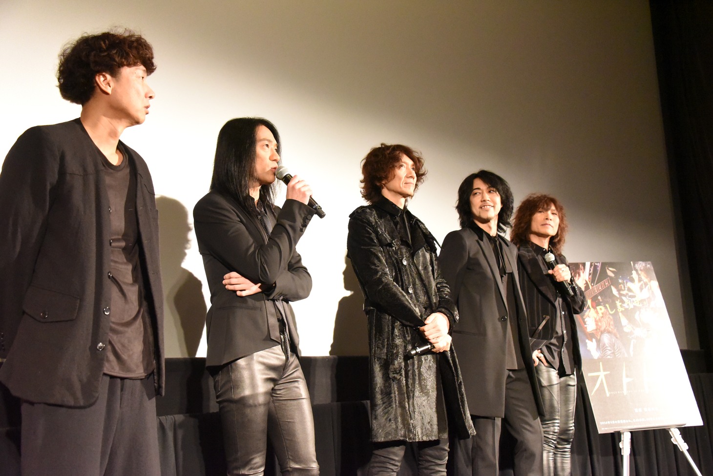 映画「オトトキ」舞台挨拶の様子。