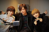 左からリョウガ（超特急）、DAIGO（BREAKERZ）、ユーキ（超特急）。