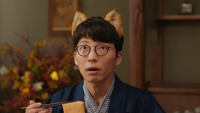 日清「日清のどん兵衛」の新CM「耳は正直篇」より。