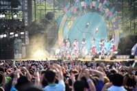 私立恵比寿中学「エビ中 夏のファミリー遠足 略してファミえん in モリコロパーク 2017」の様子。