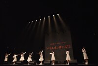 対バン企画「バトルネッサンス!!」第1回の開催を発表するアイドルネッサンス。