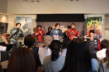 ユースケ（右）の、2度目のハルク・スマッシュ。