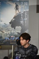 リョウガに「お父さんとバックボーカル……2つの顔を持つ男」と言われたコーイチ。