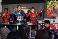 ユースケ（右）のハルク・スマッシュに会場が揺れる。