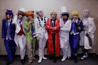 ファンによるリクエストで決めたコスチュームに身を包んだTHE HOOPERS。