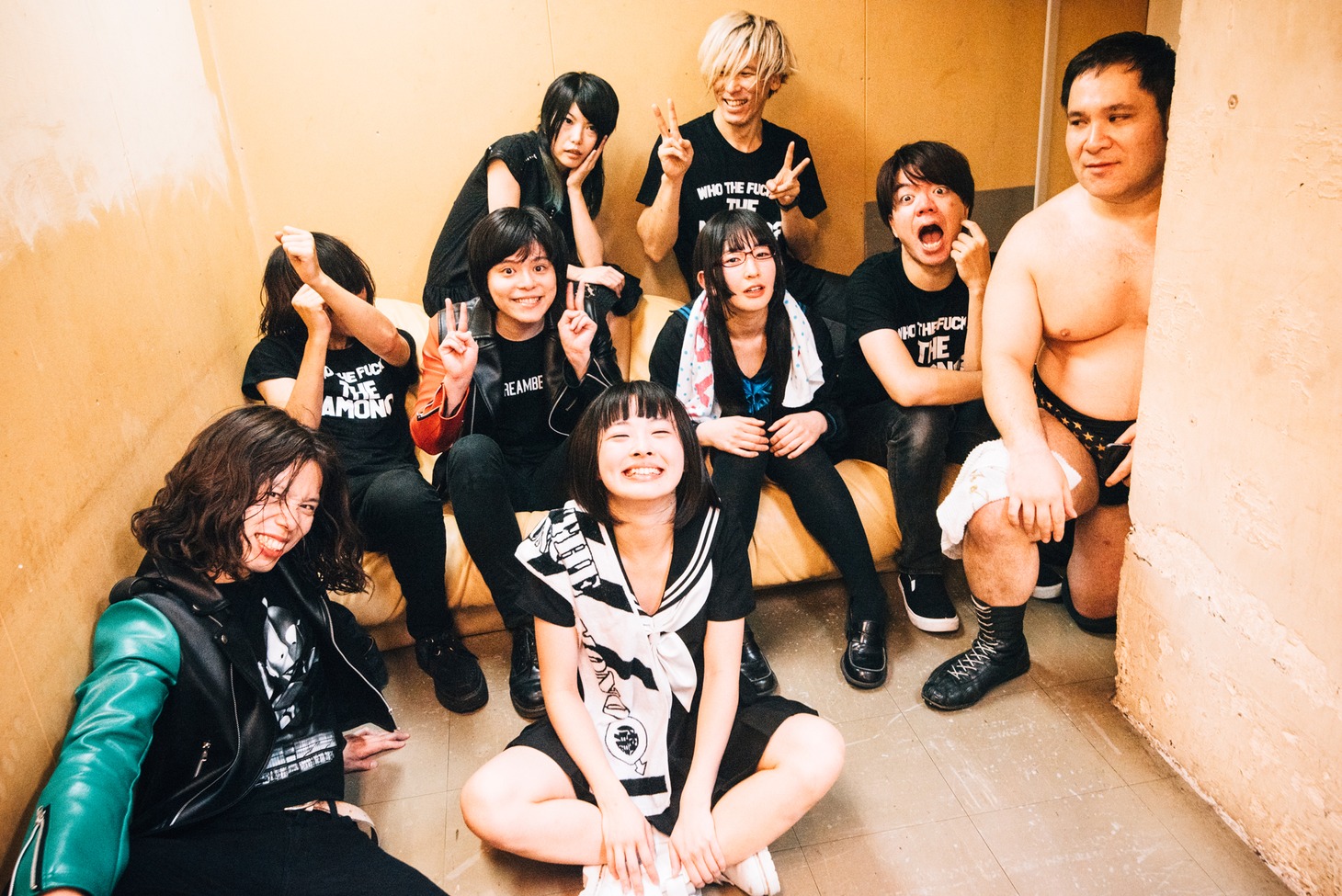 THE 夏の魔物とシン・マモノBAND。（撮影：タイコウクニヨシ）