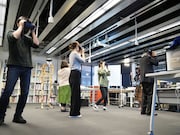 「Boombox TRIP in YCAM」VR体験の様子。