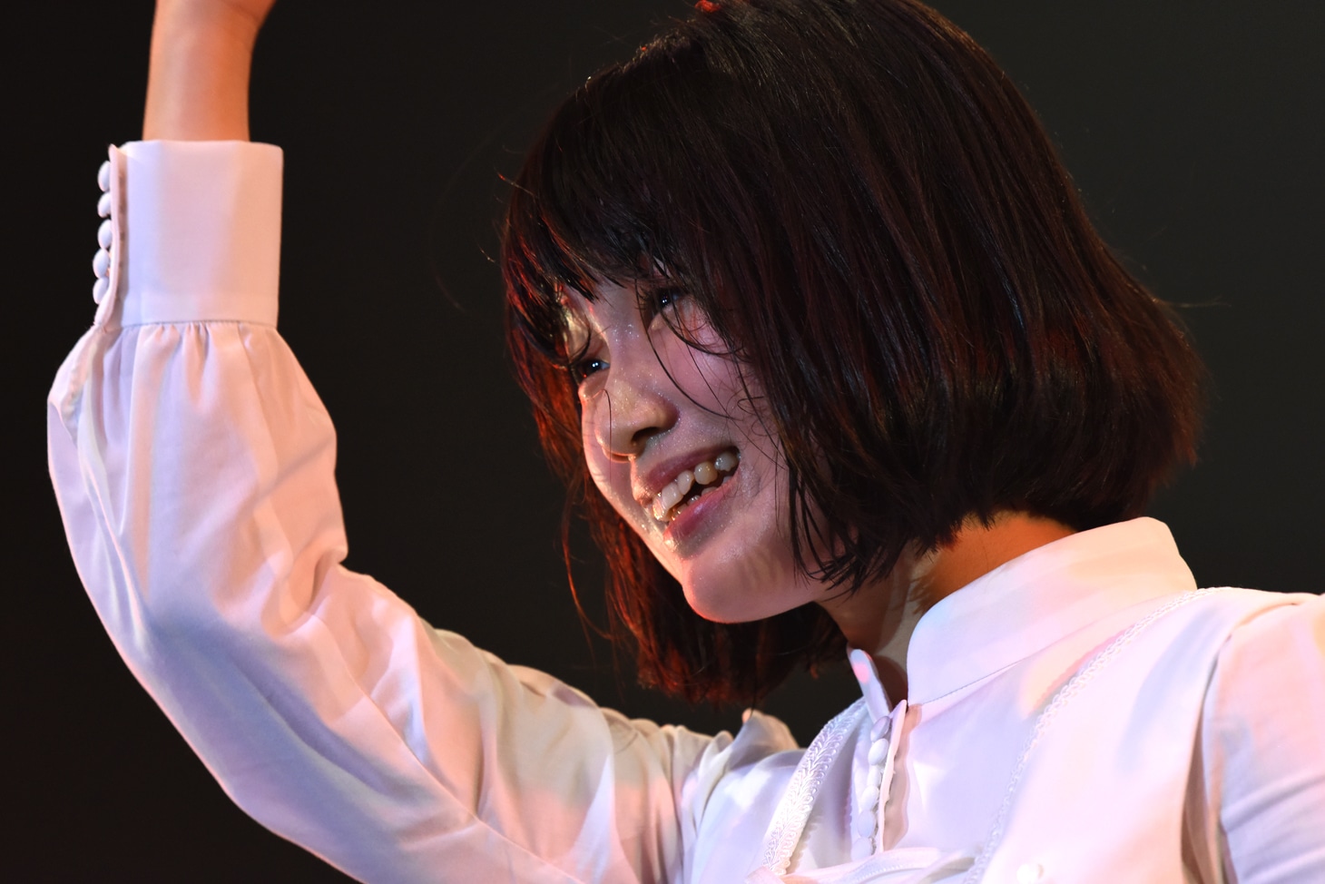 石野理子