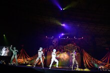 ゴールデンボンバー